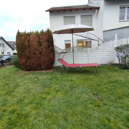 Βίλα Minigolf Platz & Reihenhaus